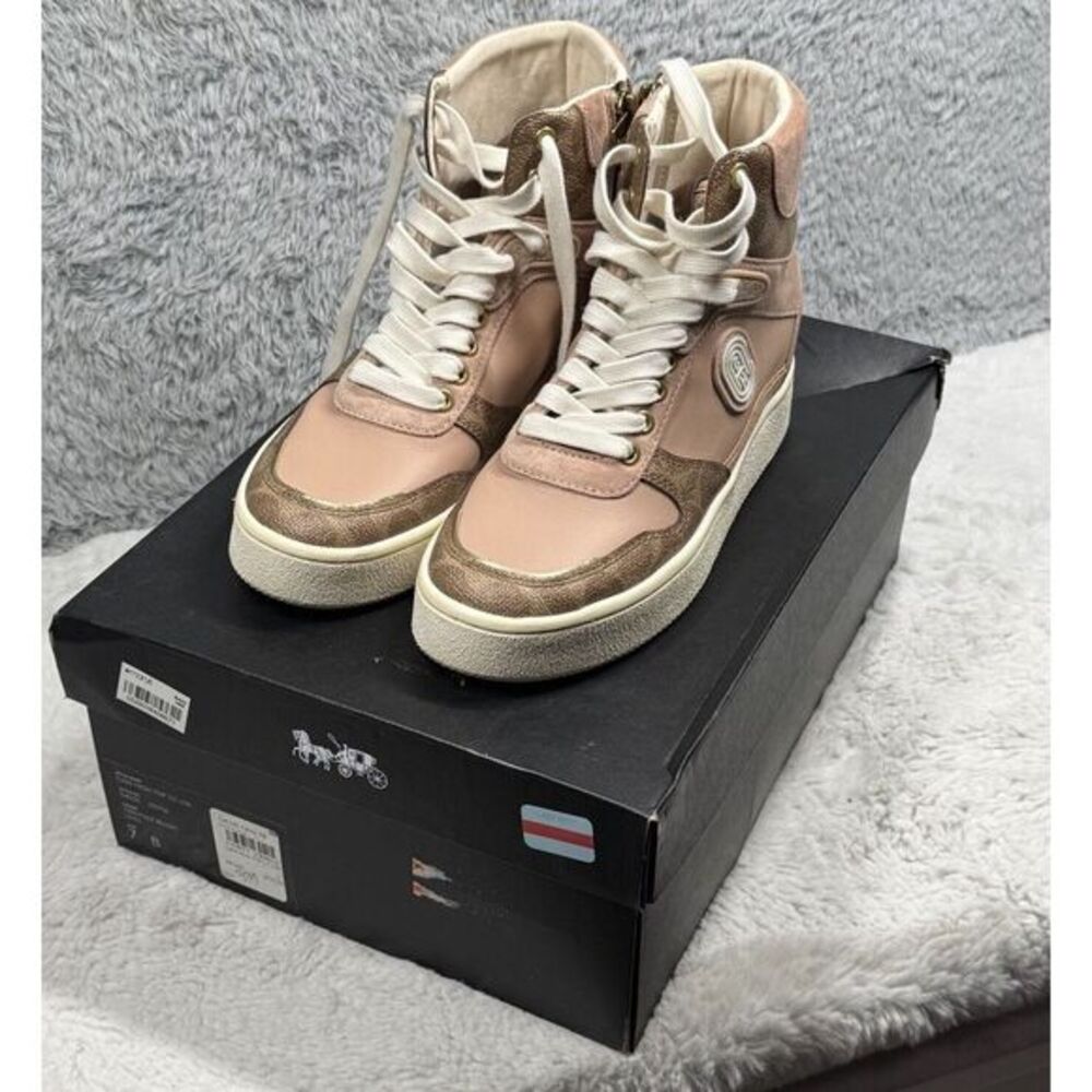 COACH Women's C220 High Top Sneakers‎ with coach patch - Size 7 - Picture 2 of 13